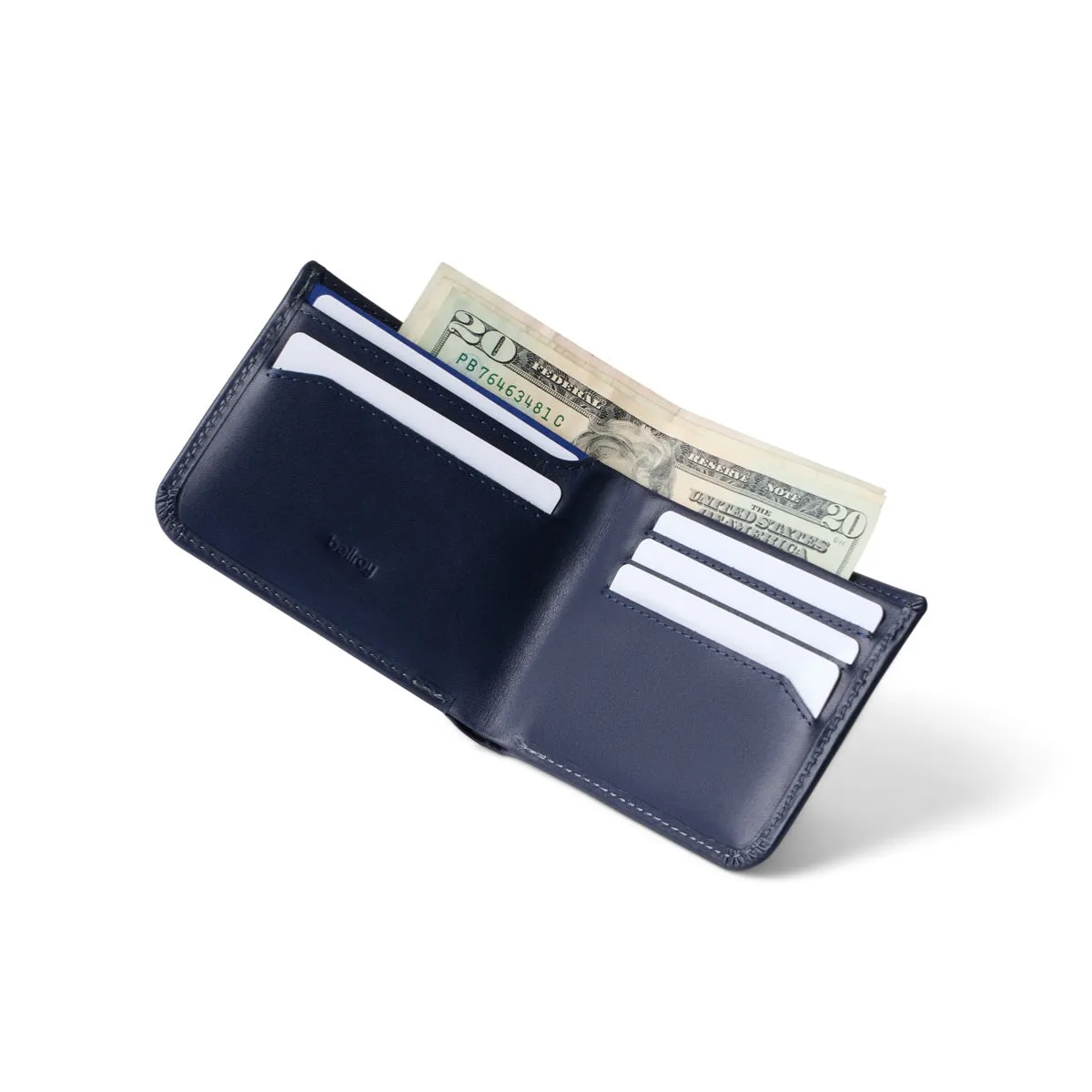 Bellroy Hide & Seek Lo in Navy