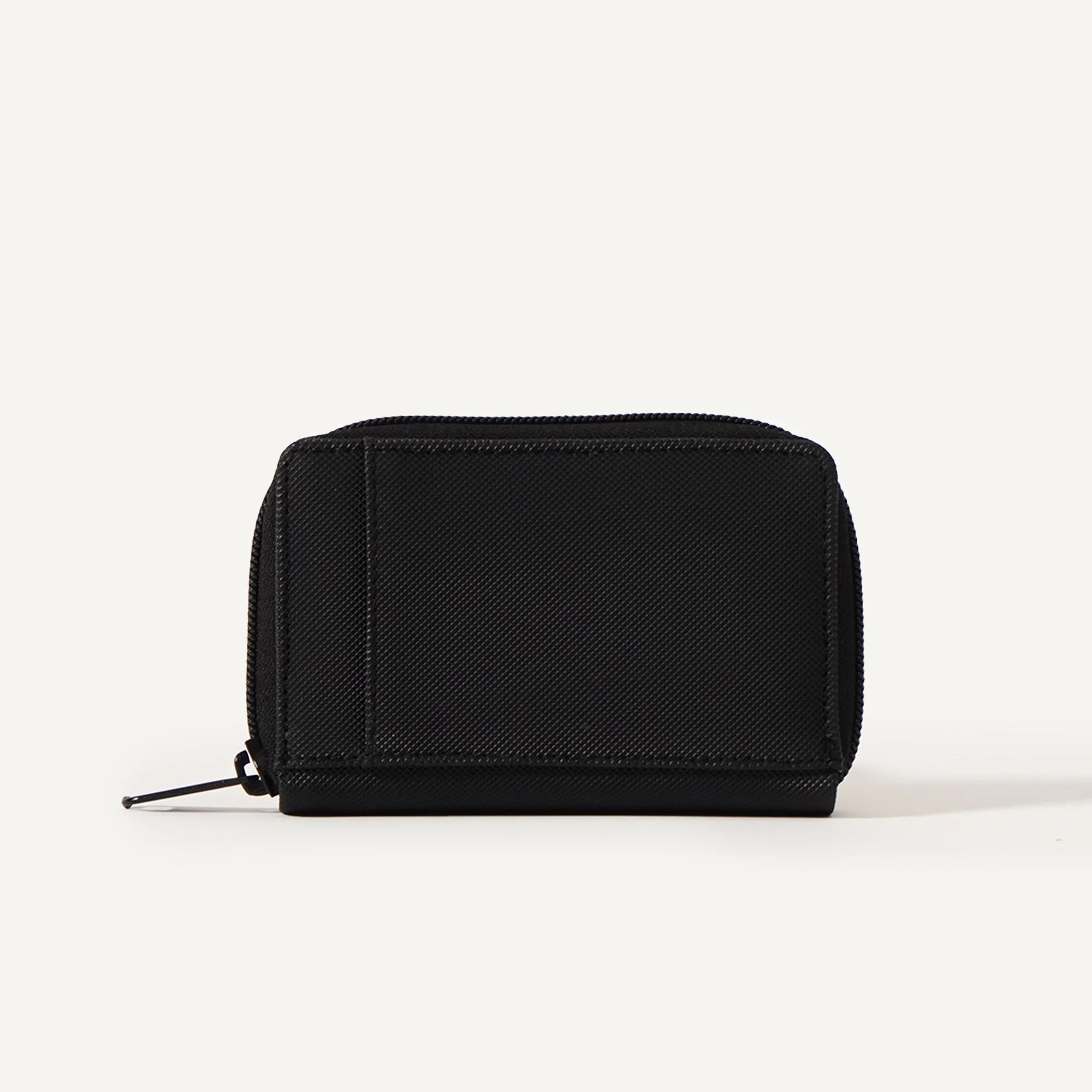 Compact Wallet in Textured Pique Leather