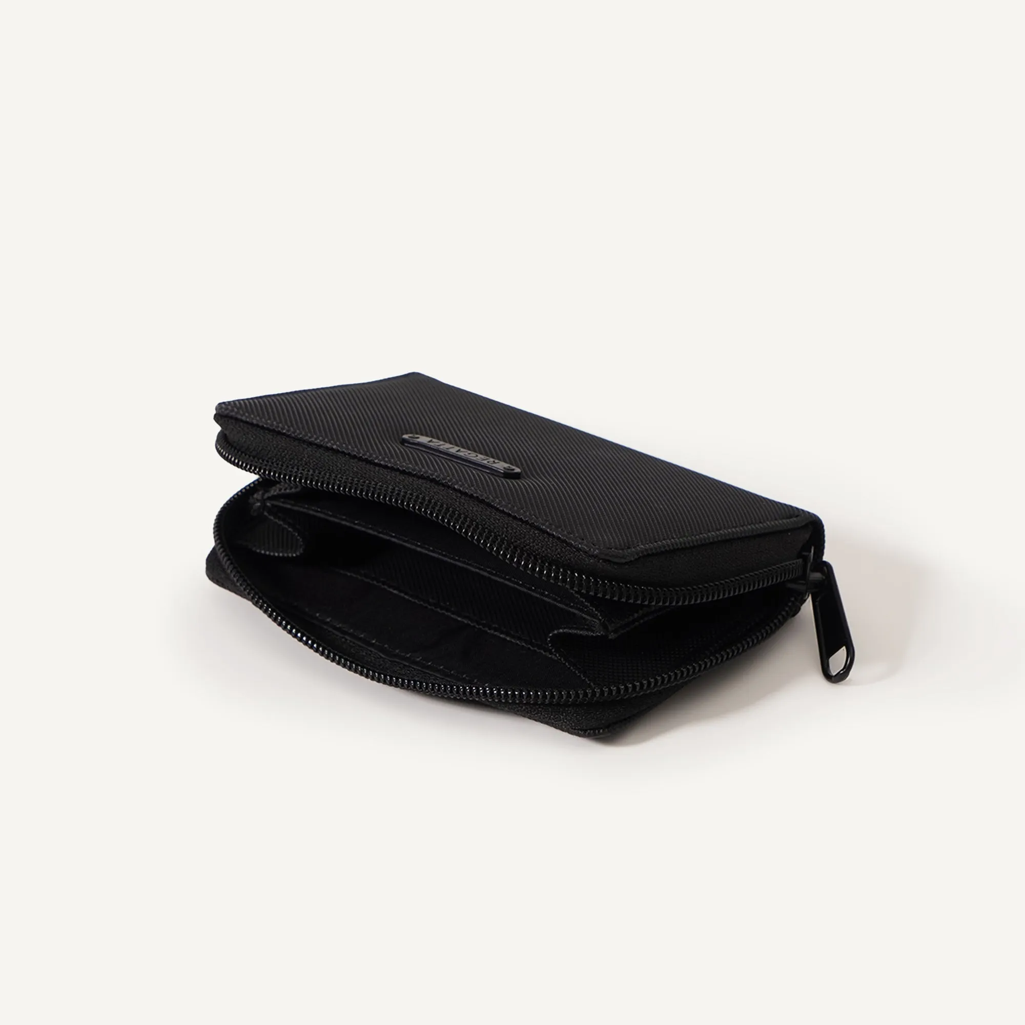 Compact Wallet in Textured Pique Leather