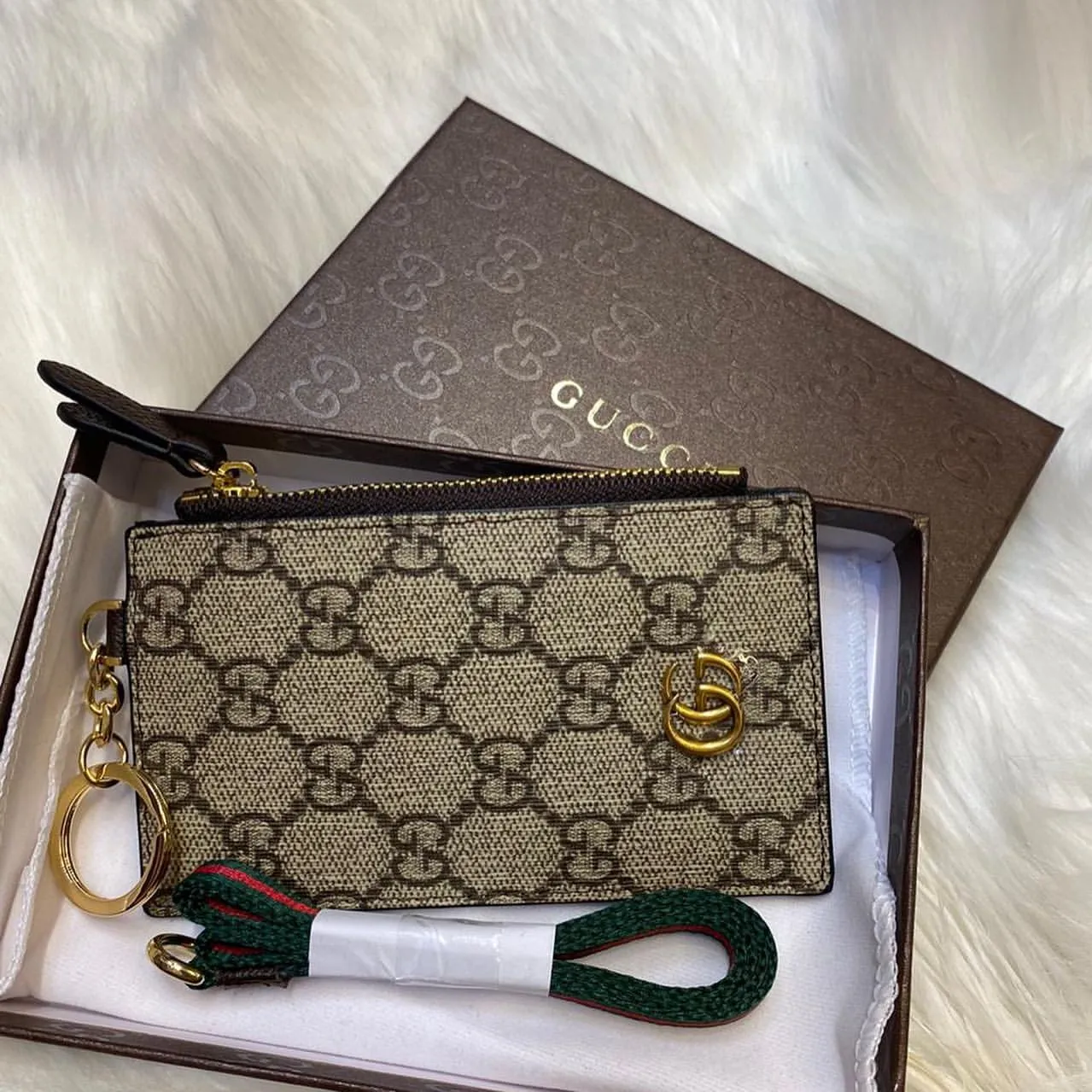 Luxury Wallets - GUC - 6425