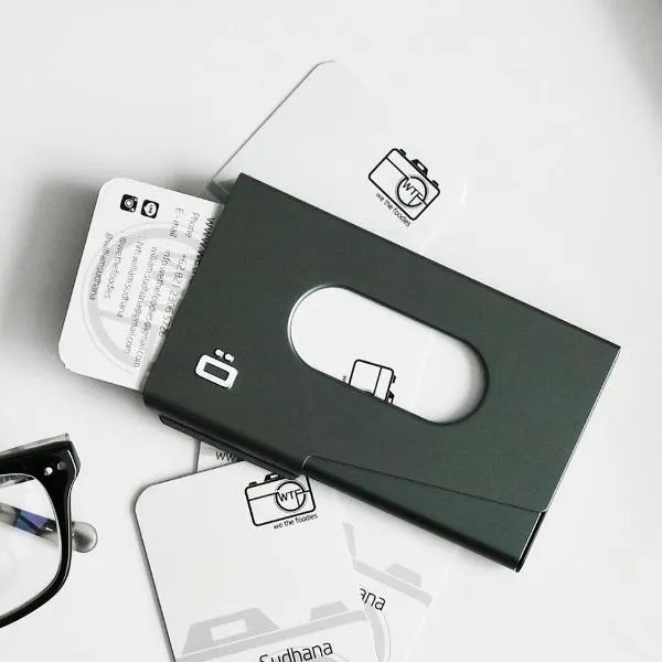 ONE TOUCH Business Card Holder