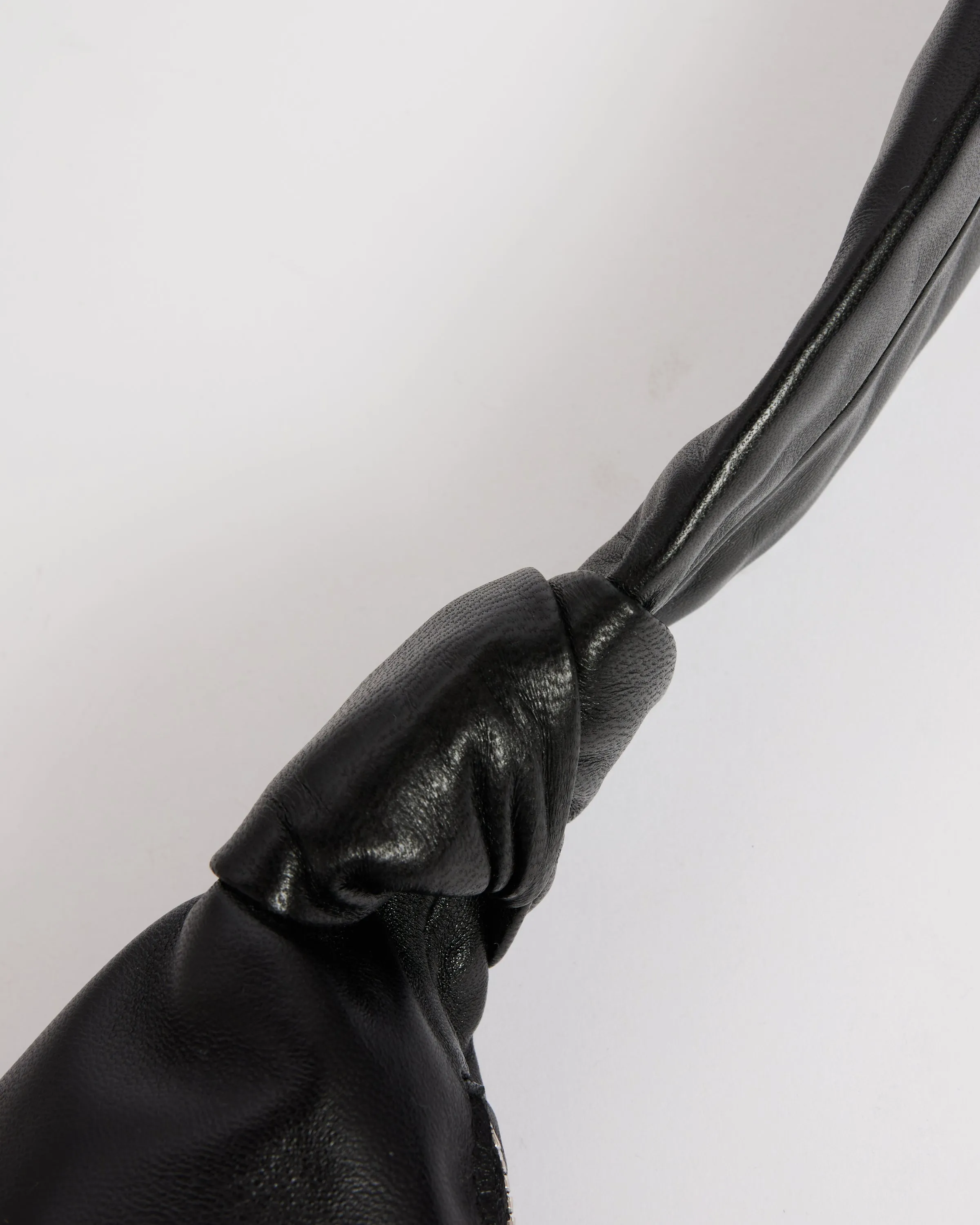 Small Croissant Leather Bag in Black